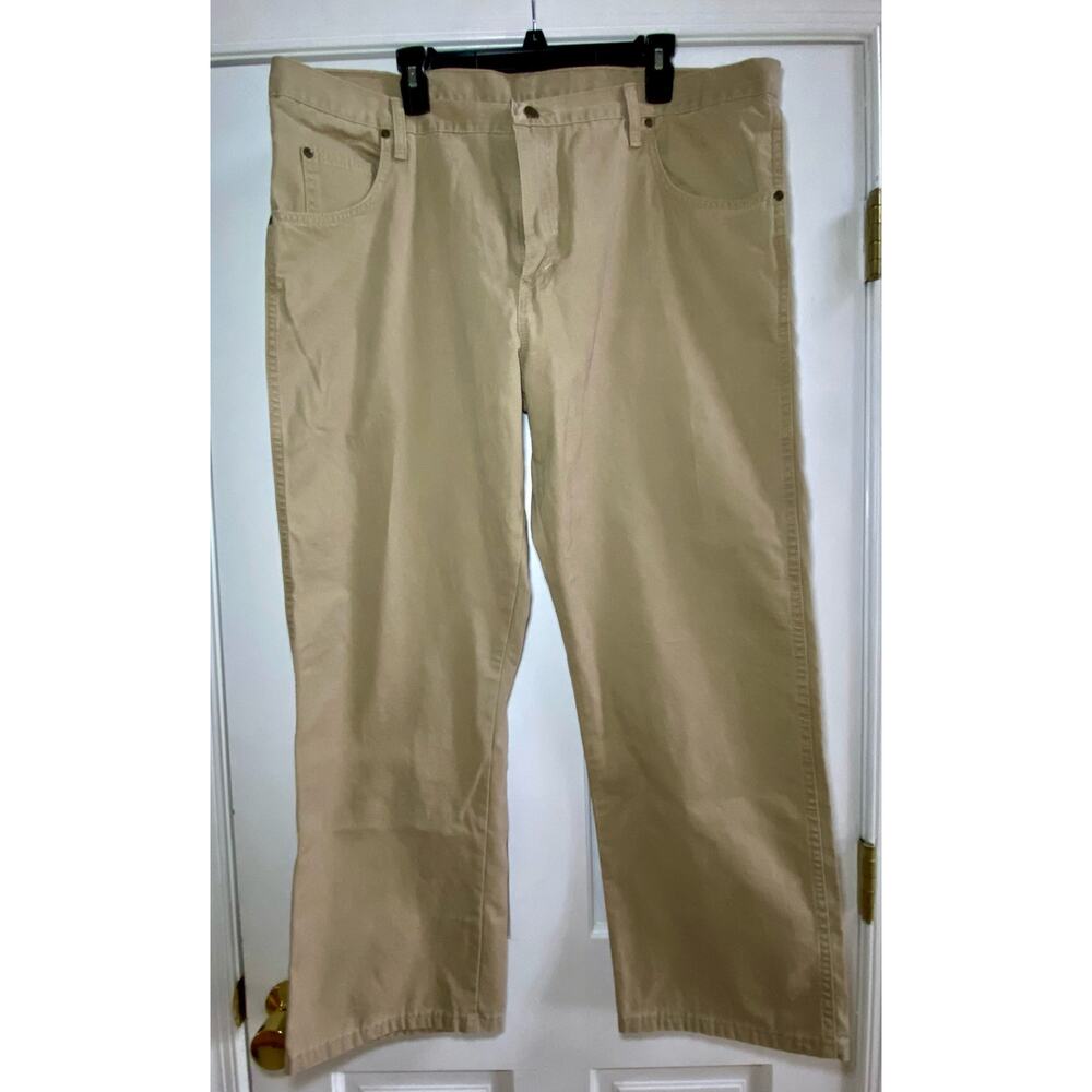 Wrangler Men’s Regular Fit Size 42X32 Zipper Fly Tan Denim Casual Jeans